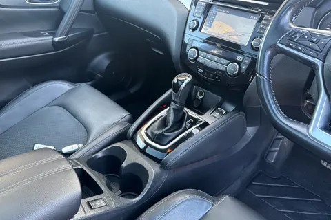 BJ18PNY Nissan Qashqai 1.2 DiG-T Tekna 5dr Xtronic Thumbnail #13