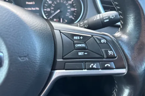 BJ18PNY Nissan Qashqai 1.2 DiG-T Tekna 5dr Xtronic Thumbnail #24