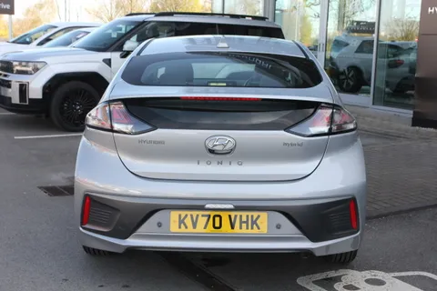 KV70VHK Hyundai Ioniq 1.6 GDi Hybrid Premium 5dr DCT Thumbnail #4
