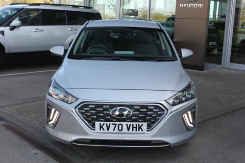 KV70VHK Hyundai Ioniq 1.6 GDi Hybrid Premium 5dr DCT Thumbnail #2