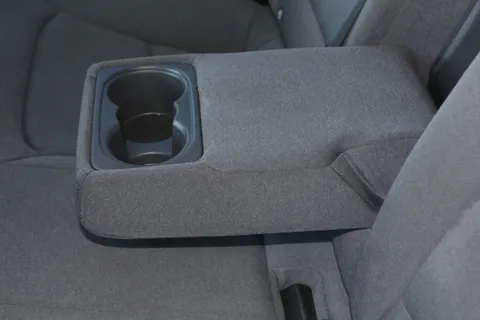 KV70VHK Hyundai Ioniq 1.6 GDi Hybrid Premium 5dr DCT Thumbnail #16