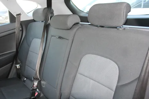 RO68VAU Hyundai Tucson 1.6 GDi S Connect 5dr 2WD Thumbnail #10