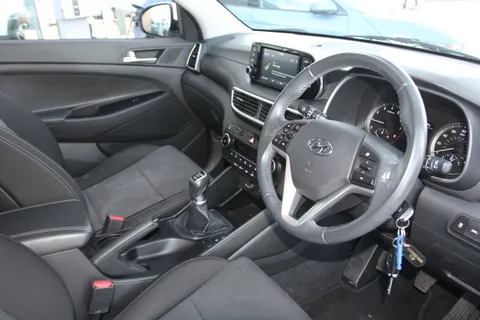 RO68VAU Hyundai Tucson 1.6 GDi S Connect 5dr 2WD Thumbnail #14