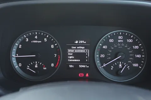 RO68VAU Hyundai Tucson 1.6 GDi S Connect 5dr 2WD Thumbnail #16