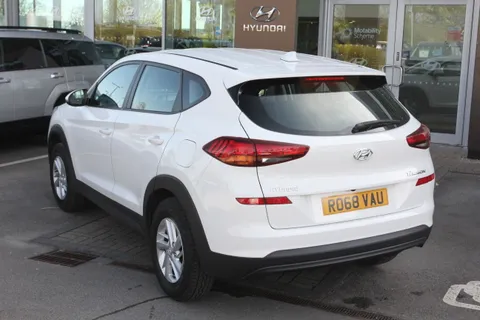 RO68VAU Hyundai Tucson 1.6 GDi S Connect 5dr 2WD Thumbnail #28