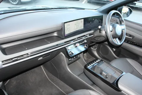 SK25ZZE Hyundai Tucson 1.6T Plug-in Hybrid Ultimate 5dr 4WD Auto Thumbnail #8