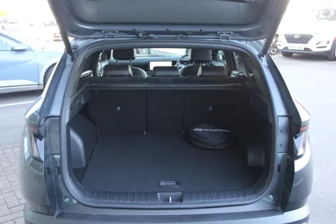 SK25ZZE Hyundai Tucson 1.6T Plug-in Hybrid Ultimate 5dr 4WD Auto Thumbnail #16