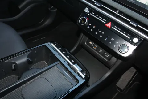 SK25ZZE Hyundai Tucson 1.6T Plug-in Hybrid Ultimate 5dr 4WD Auto Thumbnail #28