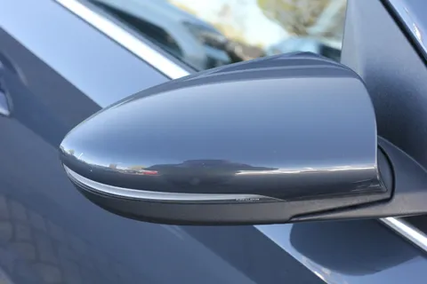 VU21OHV Hyundai i20 1.0T GDi 48V MHD Premium 5dr DCT Thumbnail #9