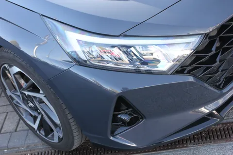 VU21OHV Hyundai i20 1.0T GDi 48V MHD Premium 5dr DCT Thumbnail #10