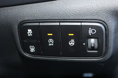 VU21OHV Hyundai i20 1.0T GDi 48V MHD Premium 5dr DCT Thumbnail #18