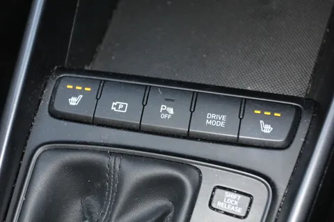 VU21OHV Hyundai i20 1.0T GDi 48V MHD Premium 5dr DCT Thumbnail #26