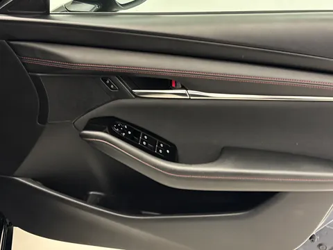 DL24OKE Mazda Mazda3 2.0 e-Skyactiv G MHEV Homura 5dr Thumbnail #21