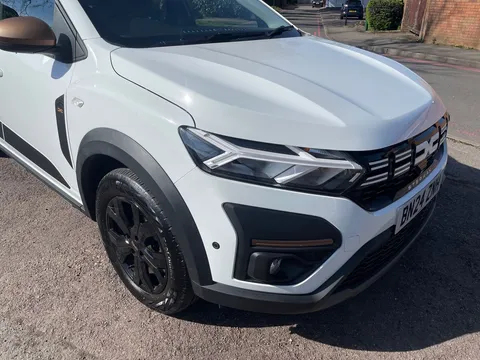 BN24ZNH Dacia Sandero Stepway 1.0 TCe Extreme 5dr Thumbnail #25