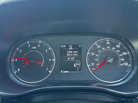 12 of 33 for Dacia Sandero 1.0 TCe Bi-Fuel Essential 5dr