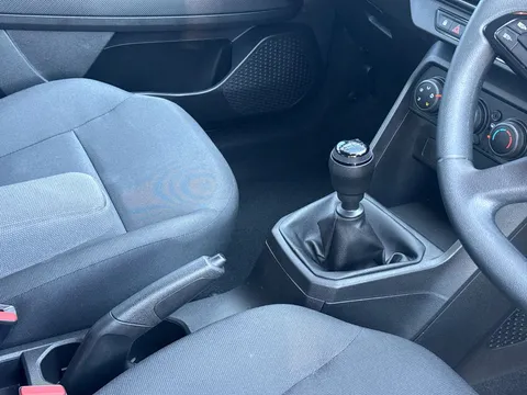 13 of 33 for Dacia Sandero 1.0 TCe Bi-Fuel Essential 5dr