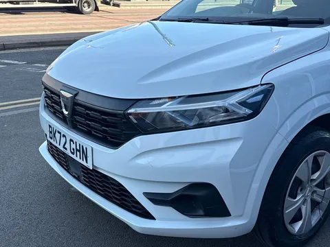 19 of 33 for Dacia Sandero 1.0 TCe Bi-Fuel Essential 5dr