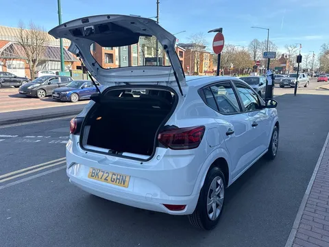 29 of 33 for Dacia Sandero 1.0 TCe Bi-Fuel Essential 5dr