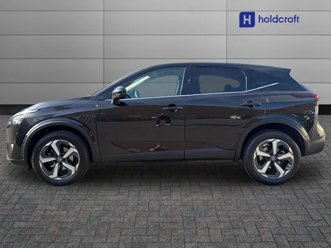SL22CTE Nissan Qashqai 1.3 DiG-T MH N-Connecta 5dr Thumbnail #6