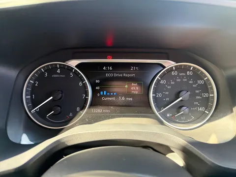 SL22CTE Nissan Qashqai 1.3 DiG-T MH N-Connecta 5dr Thumbnail #13