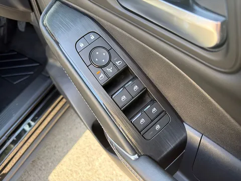 SL22CTE Nissan Qashqai 1.3 DiG-T MH N-Connecta 5dr Thumbnail #22