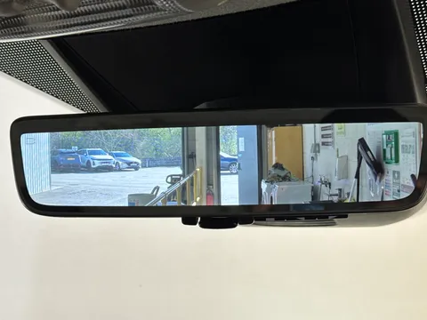 BG73JTV Ford Transit Custom 2.0 EcoBlue 130ps Low Roof Limited Van Thumbnail #21