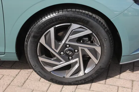 EJ24XBX Hyundai i20 1.0T GDi Advance 5dr Thumbnail #6