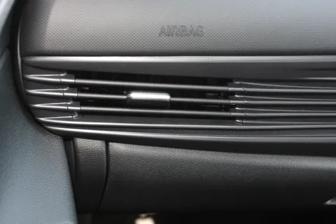 EJ24XBX Hyundai i20 1.0T GDi Advance 5dr Thumbnail #11