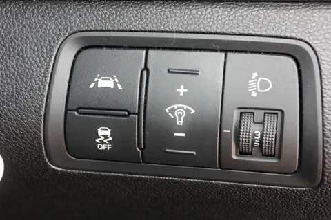 MA69FEK Hyundai i20 1.2 MPi Play 5dr Thumbnail #16