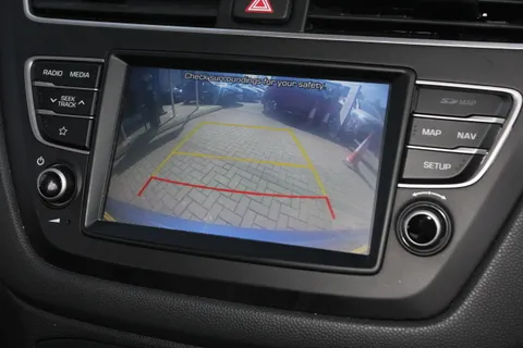 MA69FEK Hyundai i20 1.2 MPi Play 5dr Thumbnail #26