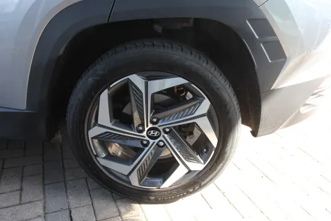 MH22KJF Hyundai Tucson 1.6 TGDi Hybrid 230 Premium 5dr 2WD Auto Thumbnail #7