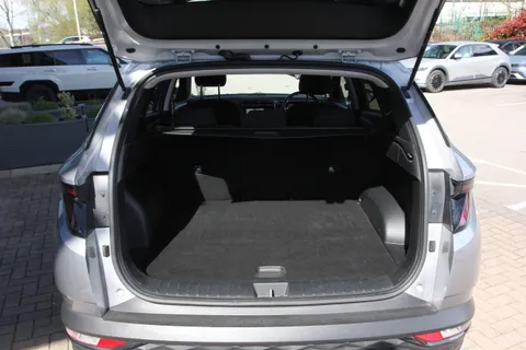 MH22KJF Hyundai Tucson 1.6 TGDi Hybrid 230 Premium 5dr 2WD Auto Thumbnail #14