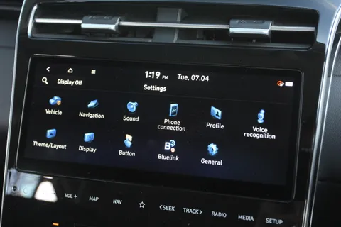 MH22KJF Hyundai Tucson 1.6 TGDi Hybrid 230 Premium 5dr 2WD Auto Thumbnail #29