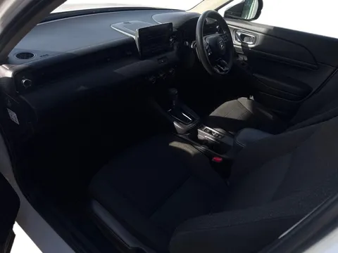 DE22PNK Honda Hr-V 1.5 eHEV Elegance 5dr CVT Thumbnail #3
