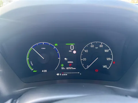 DE22PNK Honda Hr-V 1.5 eHEV Elegance 5dr CVT Thumbnail #12