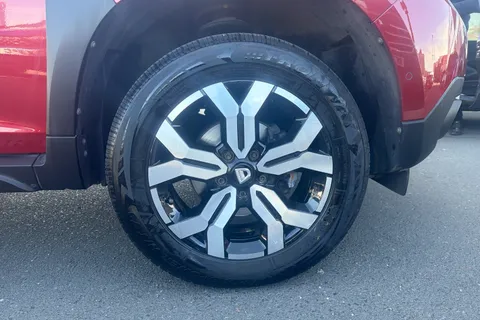 BD22XRC Dacia Duster 1.3 TCe 130 Prestige 5dr Thumbnail #5