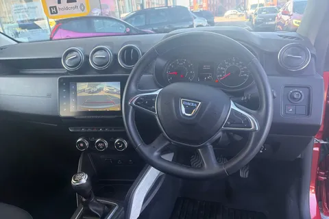 BD22XRC Dacia Duster 1.3 TCe 130 Prestige 5dr Thumbnail #11