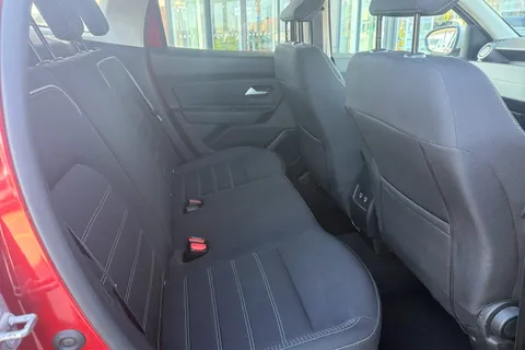 BD22XRC Dacia Duster 1.3 TCe 130 Prestige 5dr Thumbnail #25