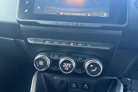 BD22XRC Dacia Duster 1.3 TCe 130 Prestige 5dr Thumbnail #35