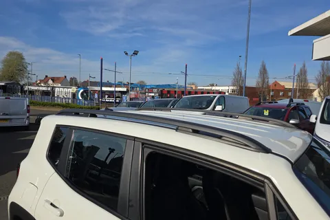 DN20GOE Jeep Renegade 1.0 T3 GSE Limited 5dr Thumbnail #16