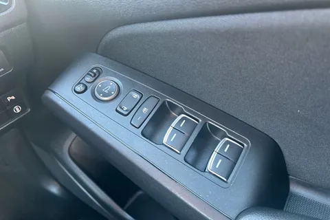 DE23YHT Honda Civic 2.0 eHEV Sport 5dr CVT Thumbnail #18