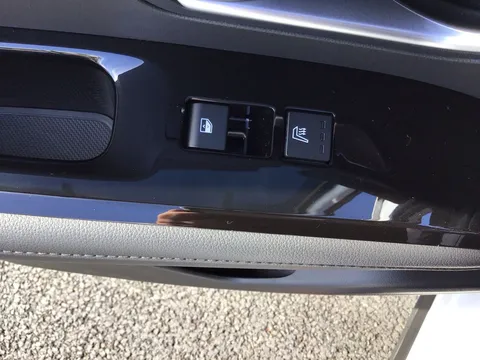 DX74ZXO Hyundai Tucson 1.6T Hybrid Ultimate 5dr Auto Thumbnail #29