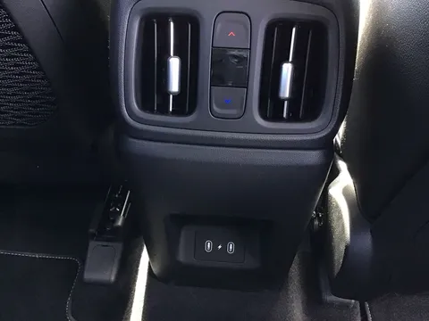 DX74ZXO Hyundai Tucson 1.6T Hybrid Ultimate 5dr Auto Thumbnail #33