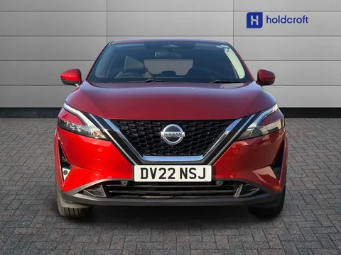 DV22NSJ Nissan Qashqai 1.3 DiG-T MH N-Connecta 5dr Thumbnail #8