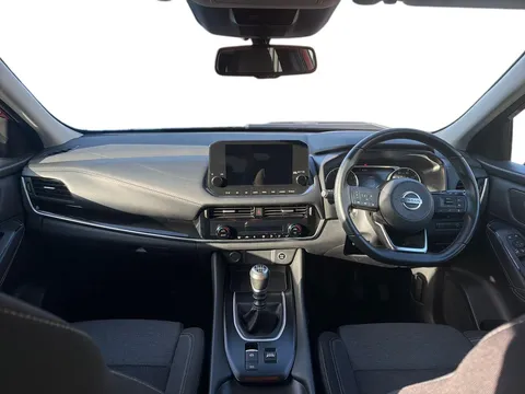 DV22NSJ Nissan Qashqai 1.3 DiG-T MH N-Connecta 5dr Thumbnail #12