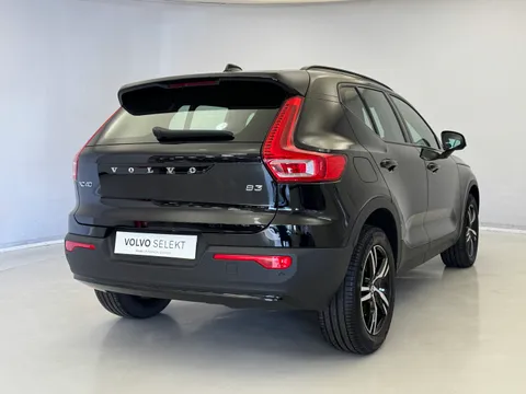DX22LWH Volvo XC40 2.0 B3P Plus Dark 5dr Auto Thumbnail #6