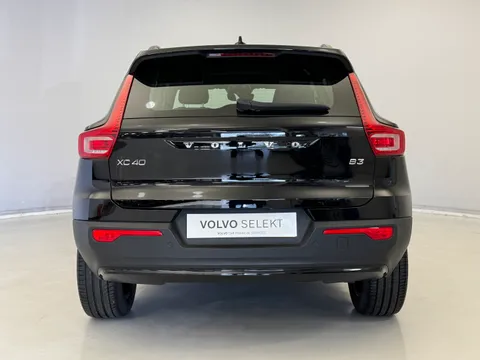 DX22LWH Volvo XC40 2.0 B3P Plus Dark 5dr Auto Thumbnail #7