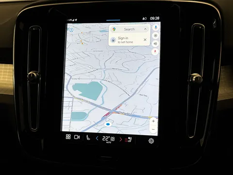 DX22LWH Volvo XC40 2.0 B3P Plus Dark 5dr Auto Thumbnail #29