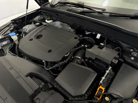 DX22LWH Volvo XC40 2.0 B3P Plus Dark 5dr Auto Thumbnail #31