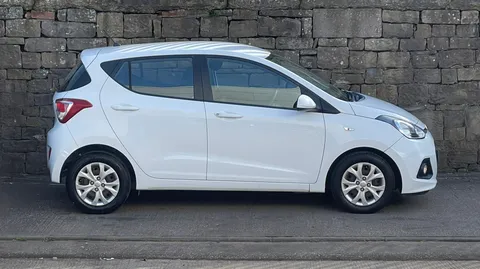 MT16DLE Hyundai i10 1.2 SE 5dr Auto Thumbnail #2